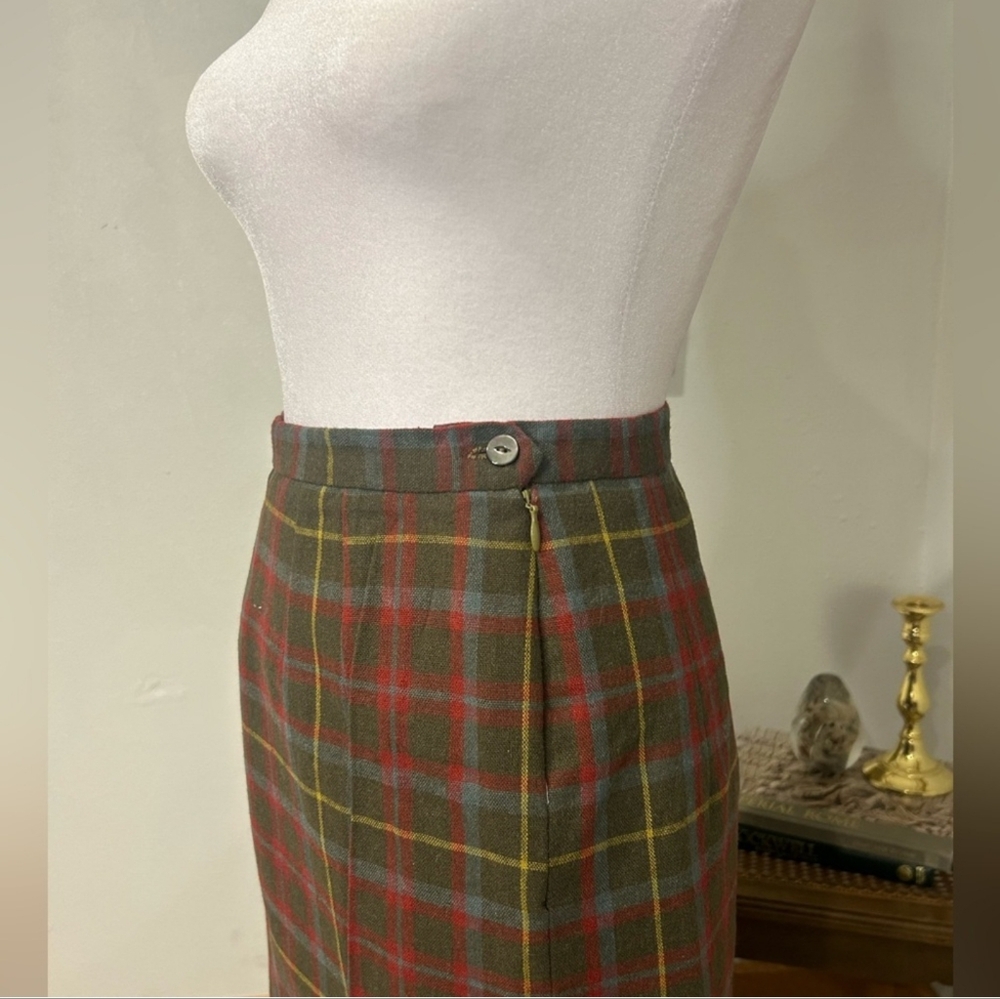 VINTAGE Handmade Plaid Skirt - Size M - Picture 4 of 7